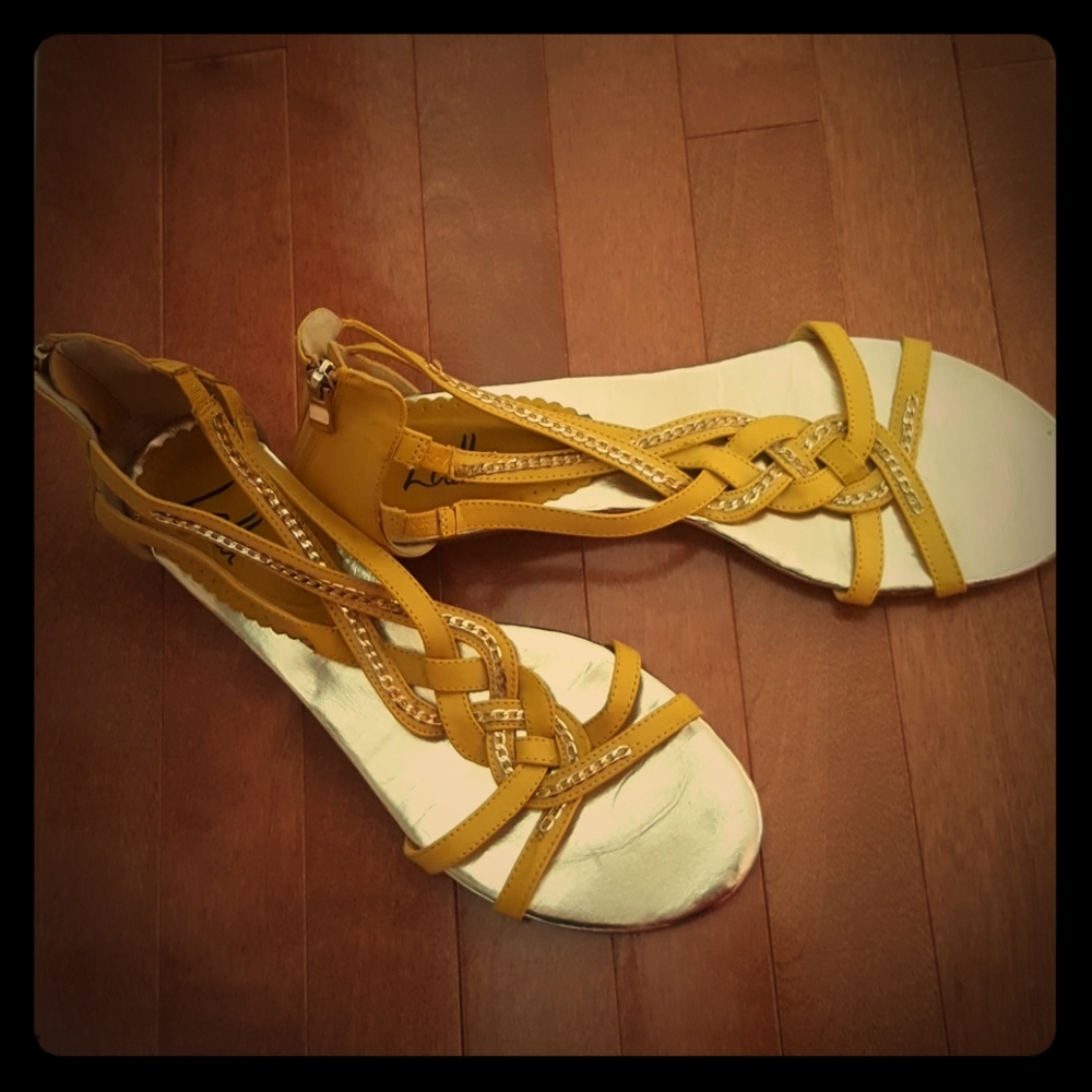 Lalla sandals